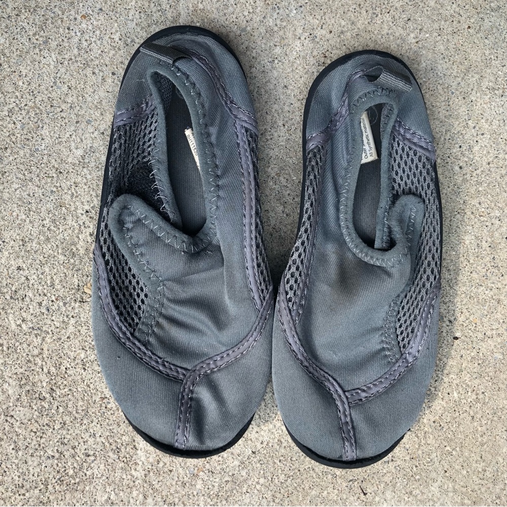 Gray Fabric Water Shoes, Size Little Kids 11/12